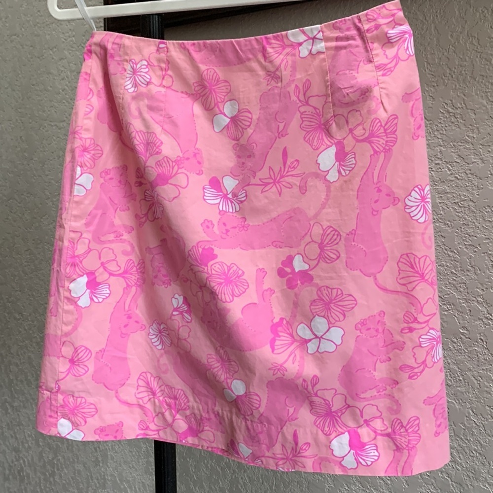 Lilly Pulitzer light pink lion and flower skirt size 2